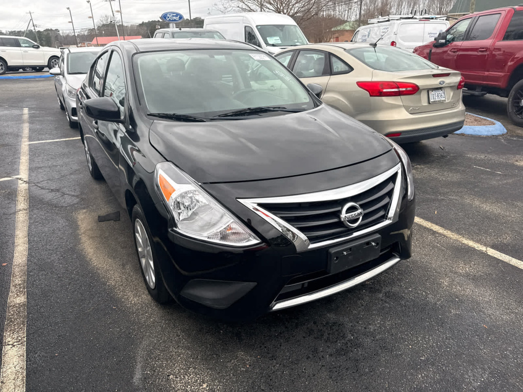2019 Nissan Versa 1.6 S