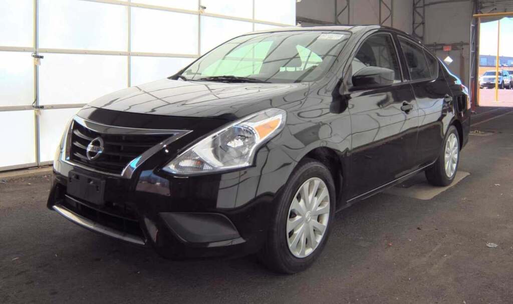 2019 Nissan Versa 1.6 S