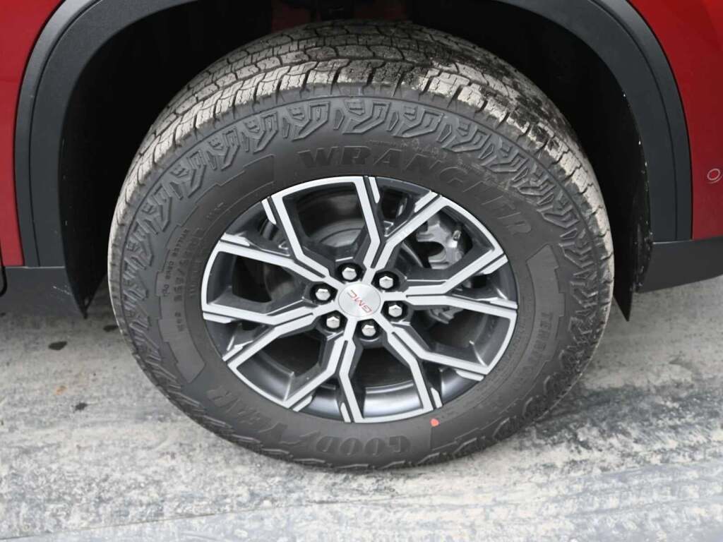 2024 GMC Acadia AWD AT4