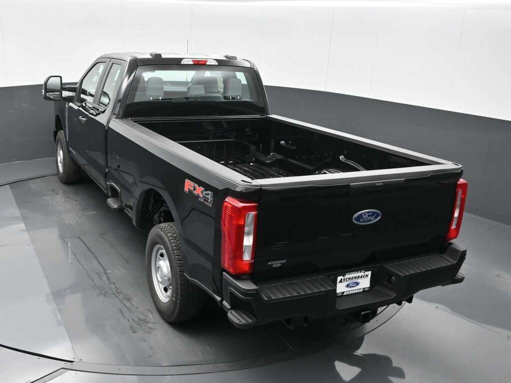 2025 Ford F-250 XL