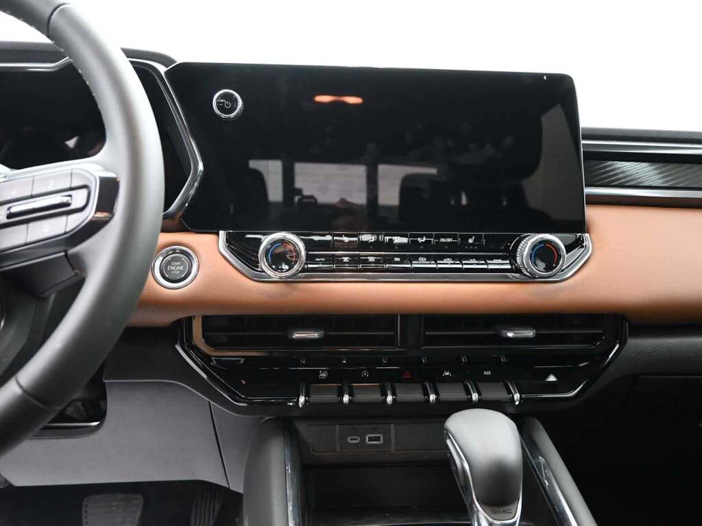 2025 GMC Canyon 4WD AT4