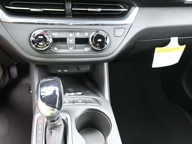 2025 Buick Envista Preferred FWD