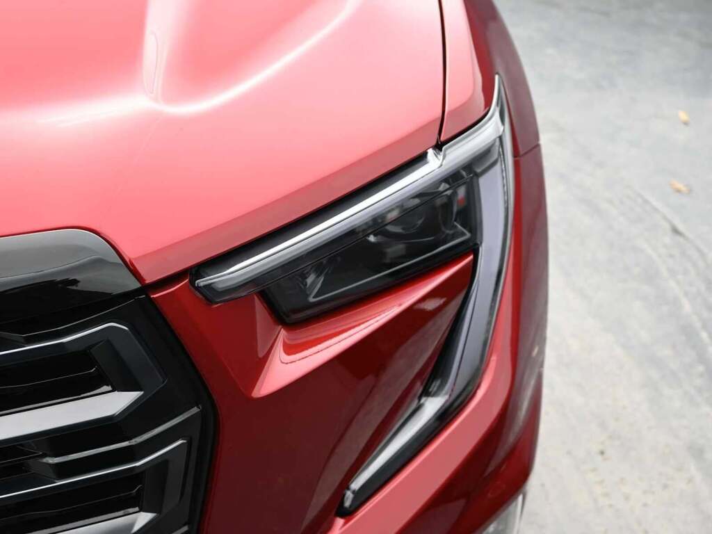 2024 GMC Acadia AWD AT4