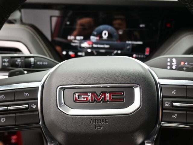 2025 GMC Yukon XL 4WD Elevation