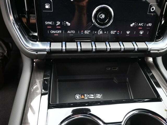 2025 GMC Yukon XL 4WD Elevation