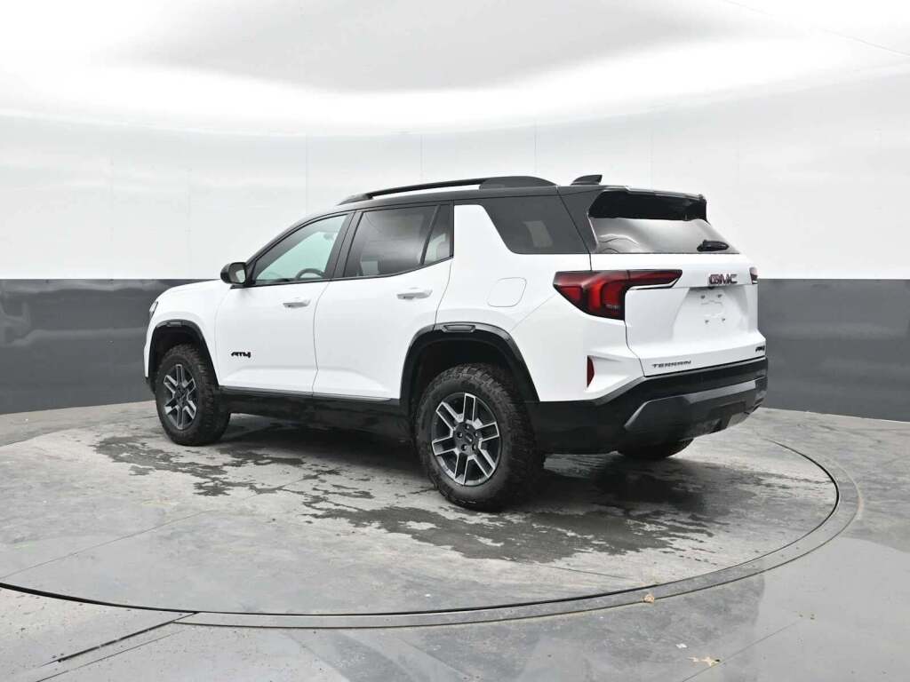 2026 GMC Terrain AWD AT4