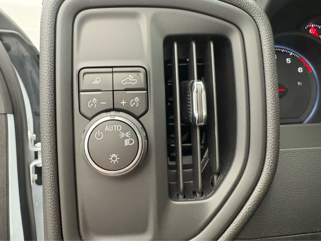 2025 Chevrolet Silverado 2500HD 4WD Crew Cab Long Bed Work Truck