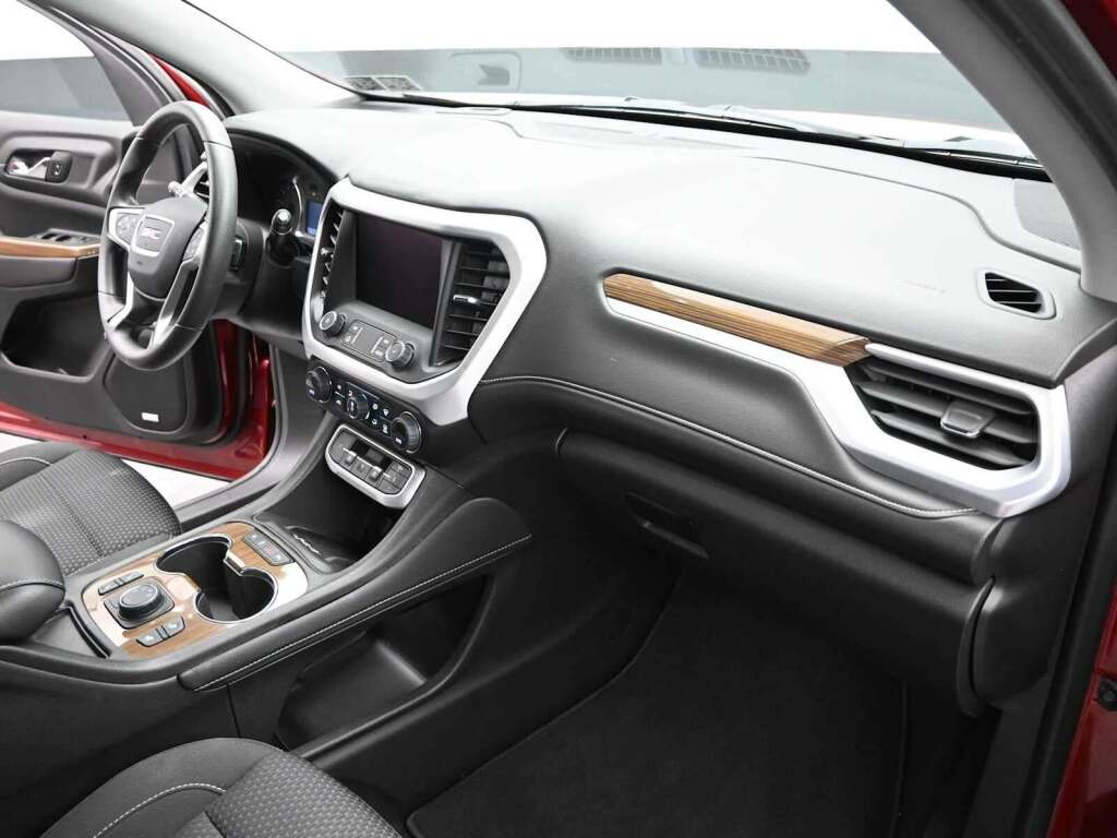 2023 GMC Acadia AWD SLE