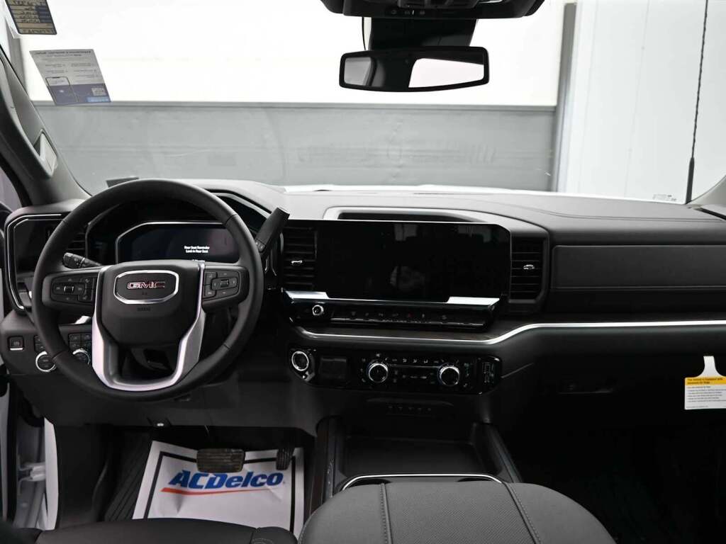 2026 GMC Sierra 2500HD SLT