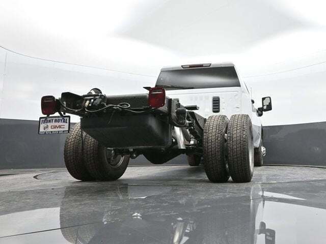 2025 GMC Sierra 3500HD Chassis Pro