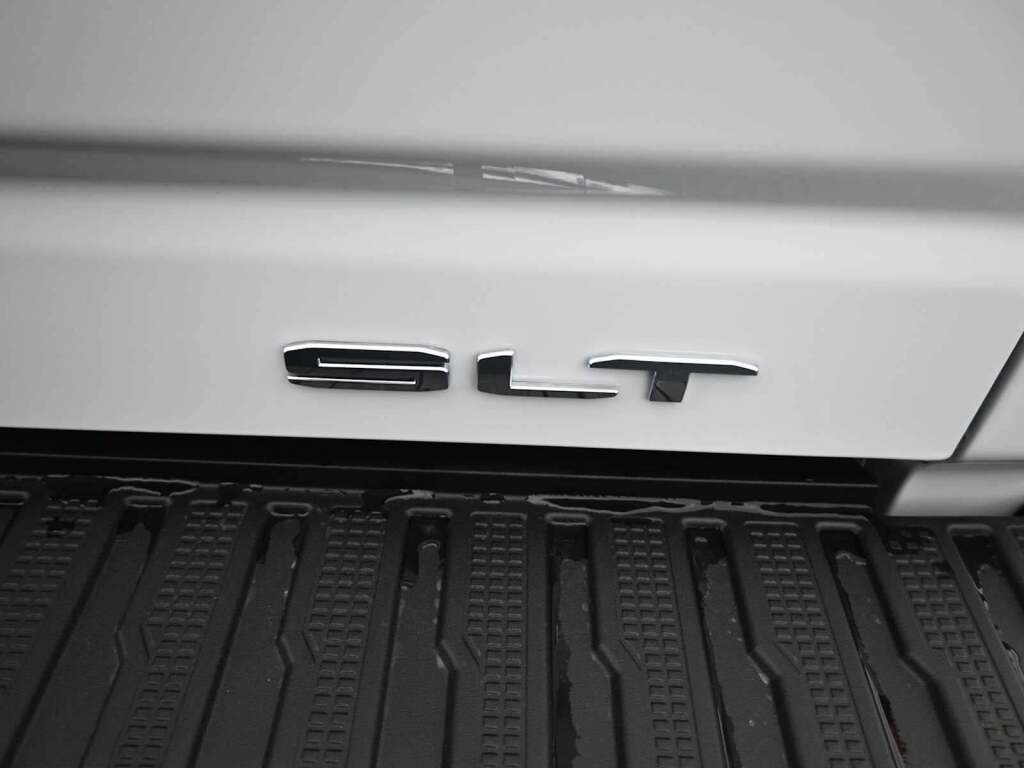 2026 GMC Sierra 2500HD SLT