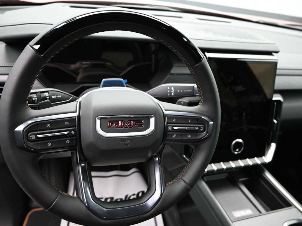 2024 GMC Acadia AWD AT4