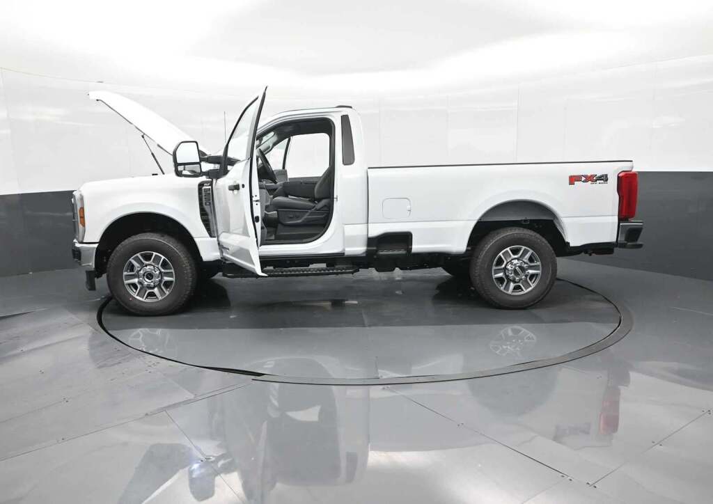 2025 Ford F-250 XLT