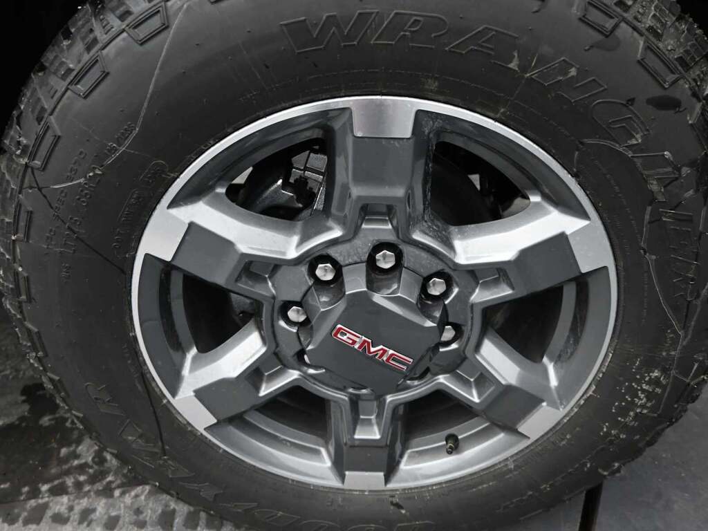 2026 GMC Sierra 2500HD SLT