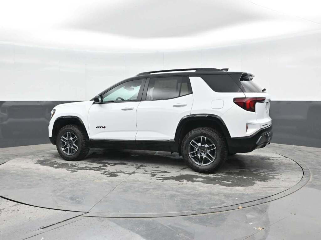 2026 GMC Terrain AWD AT4