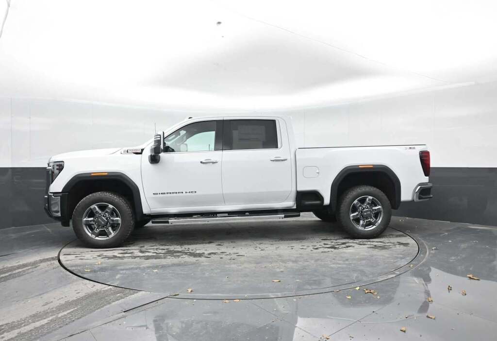 2026 GMC Sierra 2500HD SLT
