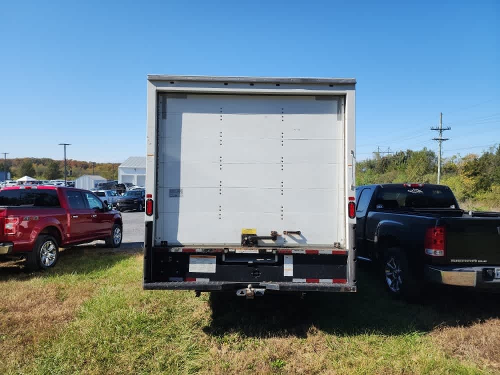 2018 Ford E-350 Cutaway 