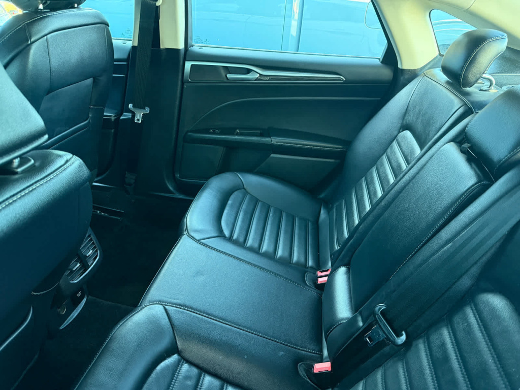 2018 Ford Fusion Hybrid SE