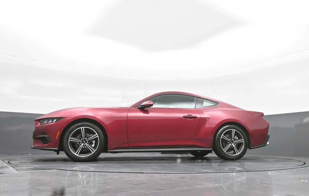 2025 Ford Mustang EcoBoost Fastback
