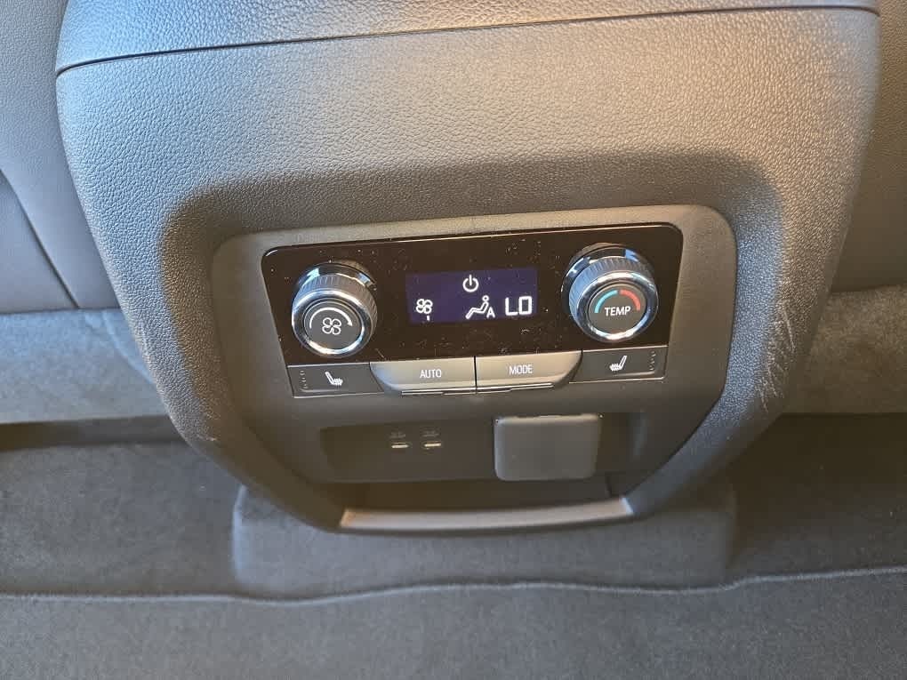 2026 Chevrolet Traverse FWD RS