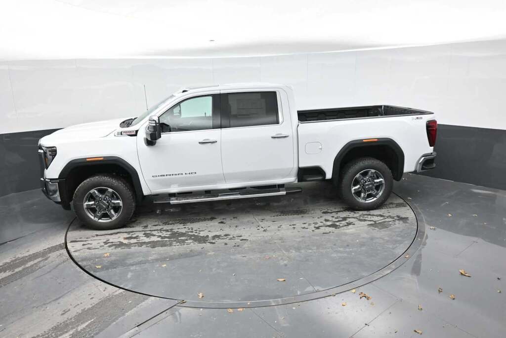 2026 GMC Sierra 2500HD SLT