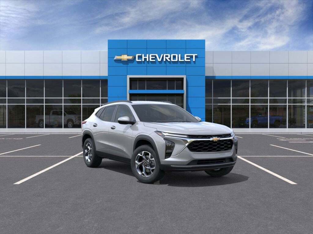 2025 Chevrolet Trax FWD LT