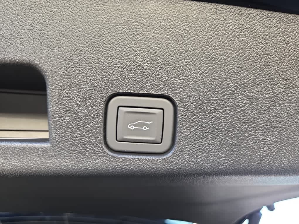 2026 Chevrolet Traverse FWD RS