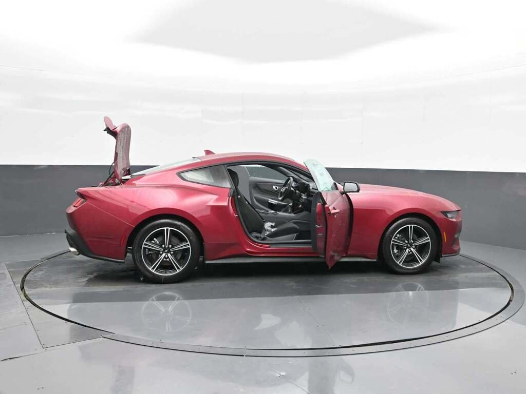 2025 Ford Mustang EcoBoost Fastback