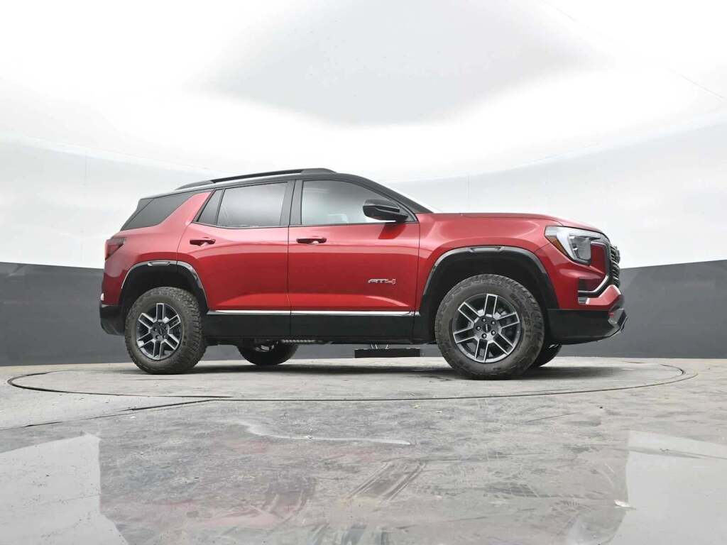 2026 GMC Terrain AWD AT4