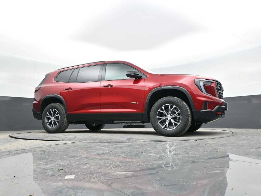 2024 GMC Acadia AWD AT4
