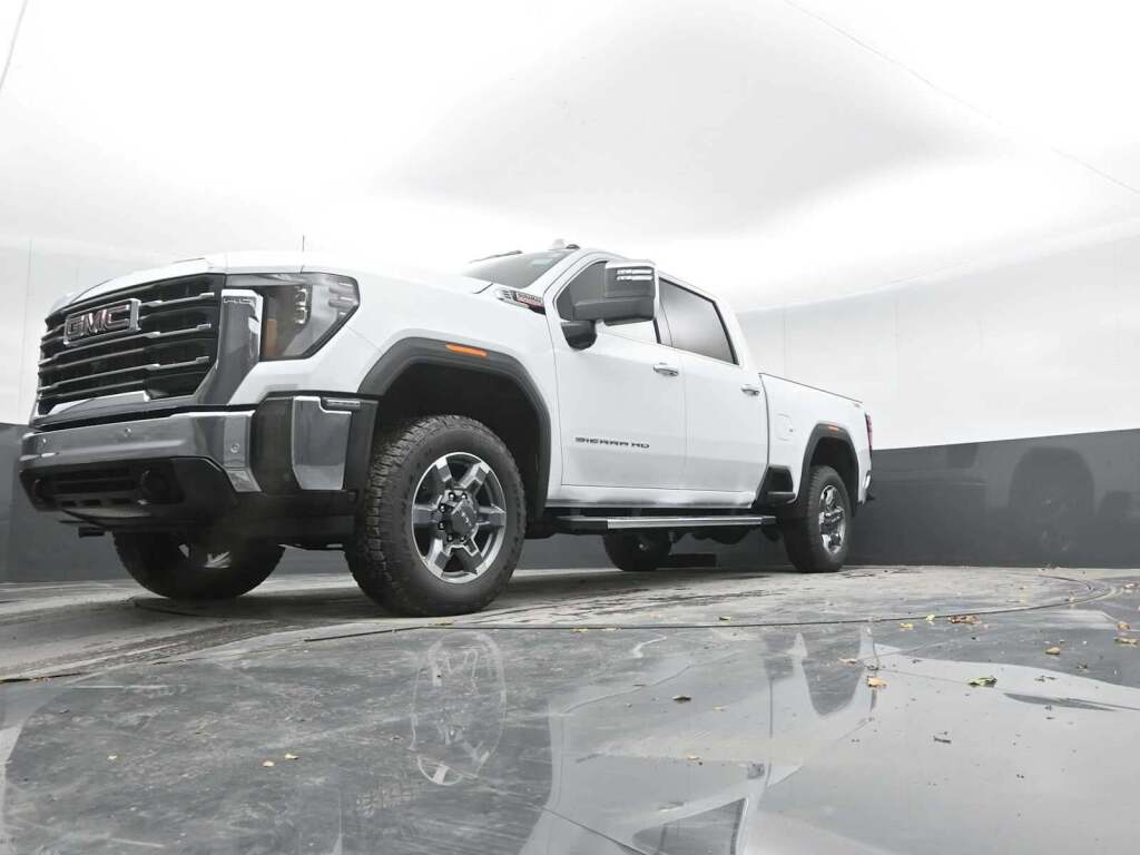 2026 GMC Sierra 2500HD SLT