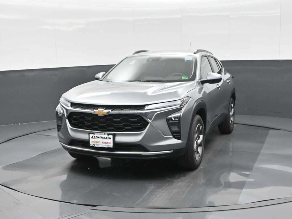 2025 Chevrolet Trax FWD LT