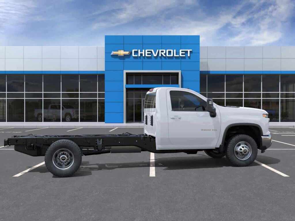 2025 Chevrolet Silverado 3500HD Chassis Work Truck