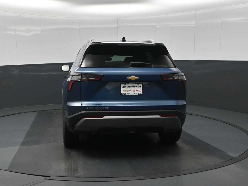 2026 Chevrolet Equinox AWD LT