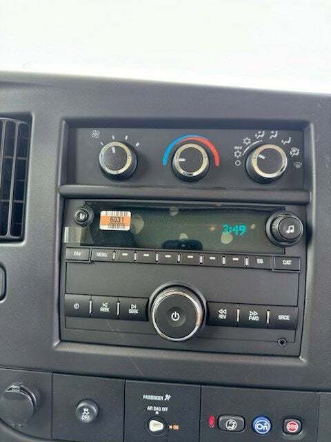 2024 GMC Savana Cutaway 4500 Van