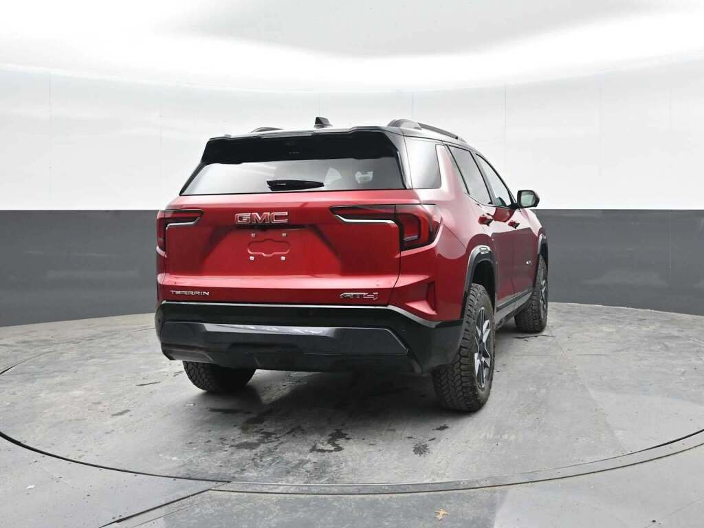 2026 GMC Terrain AWD AT4