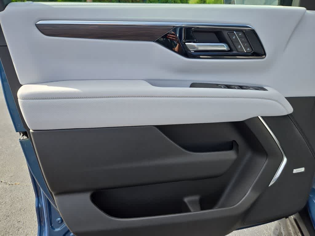 2025 Chevrolet Tahoe 4WD Premier