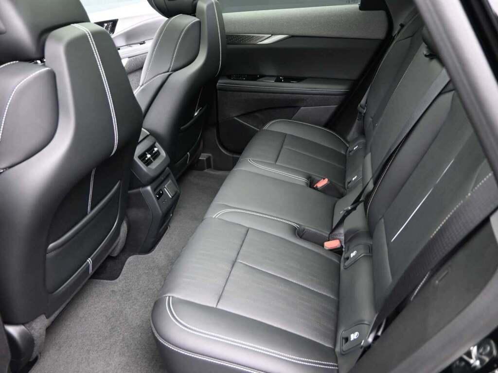 2025 Cadillac OPTIQ Sport 2 AWD