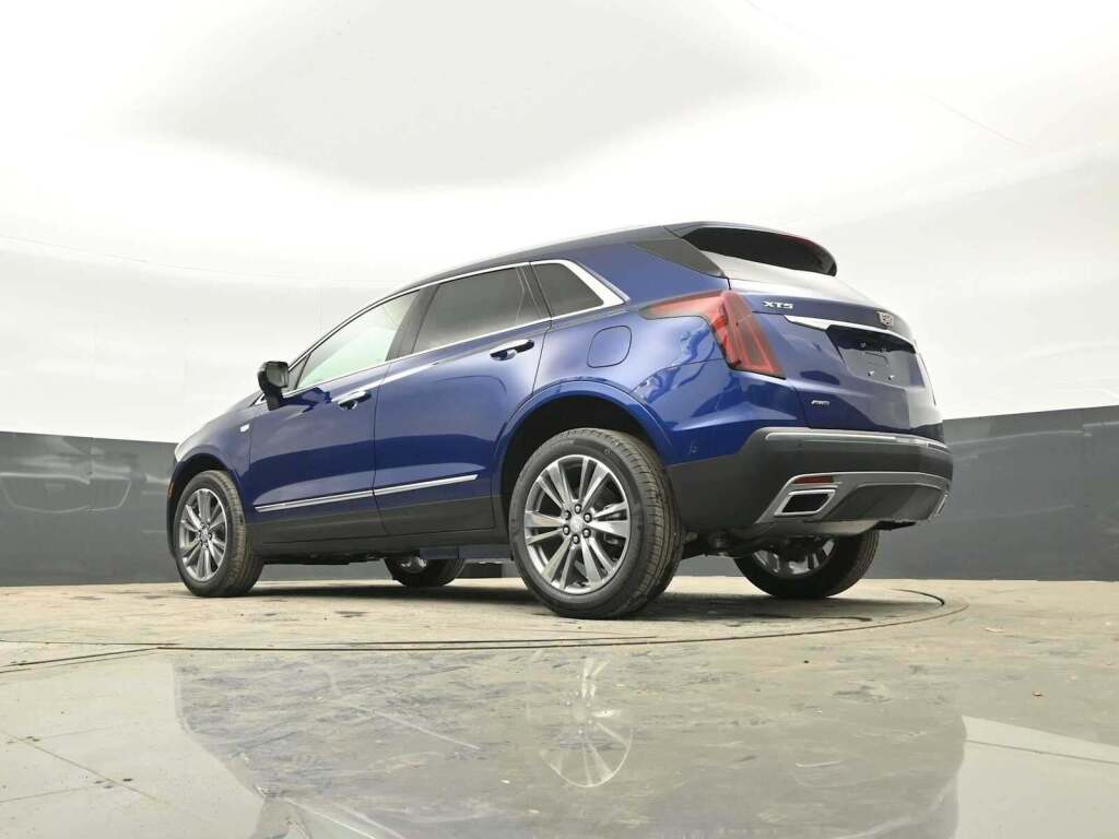 2025 Cadillac XT5 AWD Premium Luxury