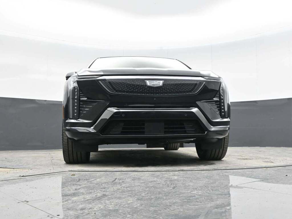 2025 Cadillac OPTIQ Sport 2 AWD
