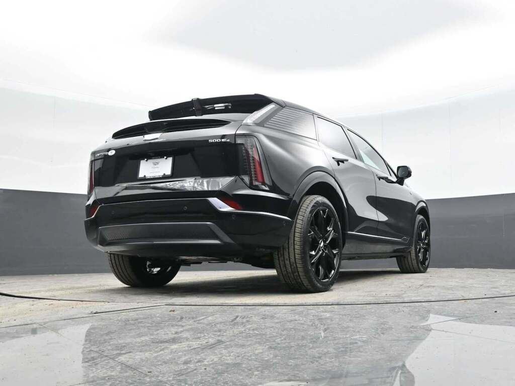 2025 Cadillac OPTIQ Sport 2 AWD