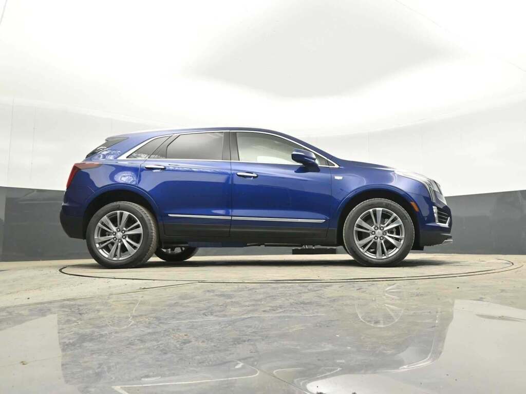 2025 Cadillac XT5 AWD Premium Luxury