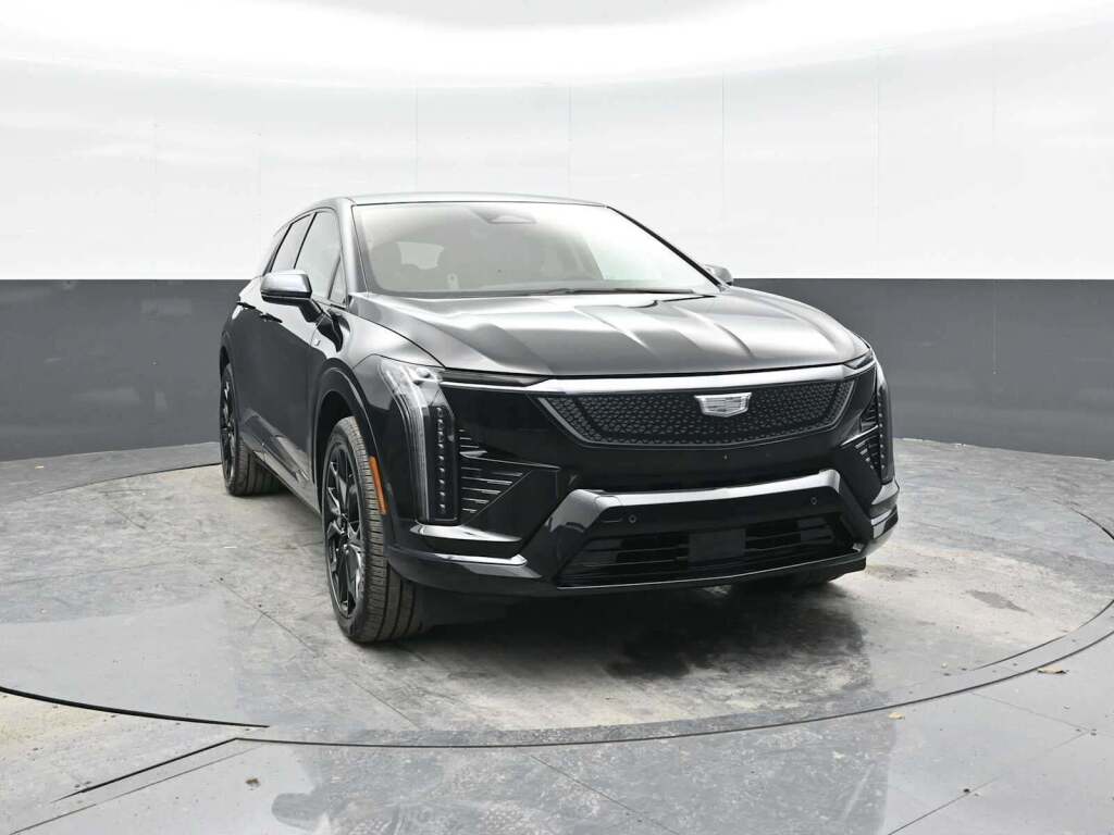 2025 Cadillac OPTIQ Sport 2 AWD