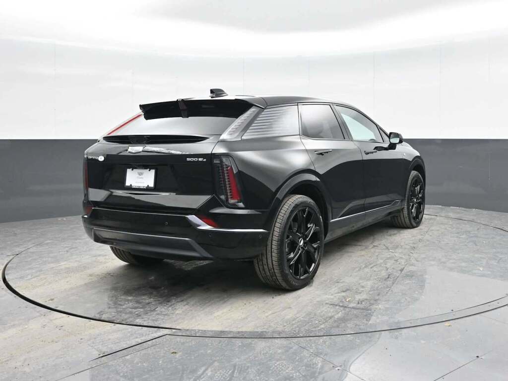 2025 Cadillac OPTIQ Sport 2 AWD