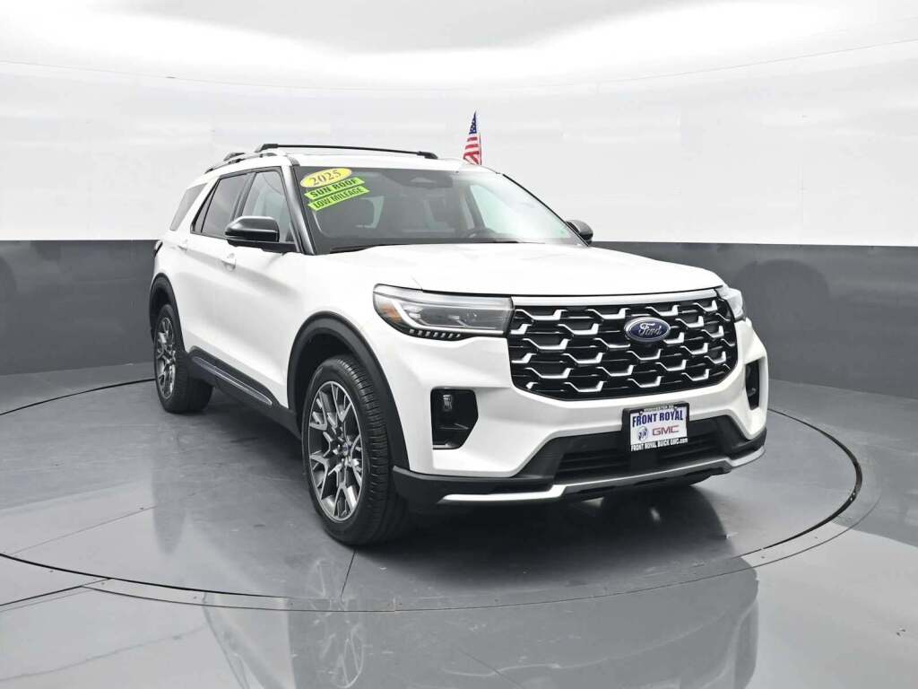 2025 Ford Explorer Platinum
