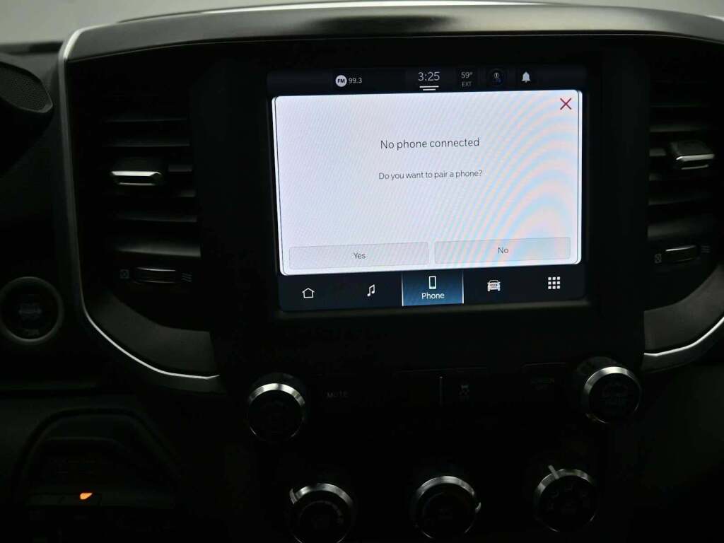 2024 Ram 3500 Big Horn Crew Cab 4x4 8' Box