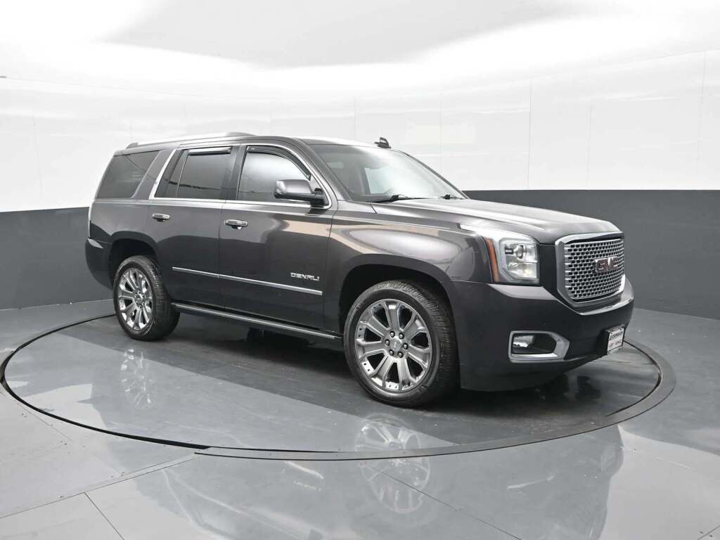 2015 GMC Yukon Denali's photo