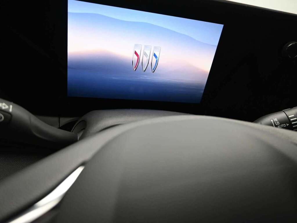 2026 Buick Envista Avenir FWD