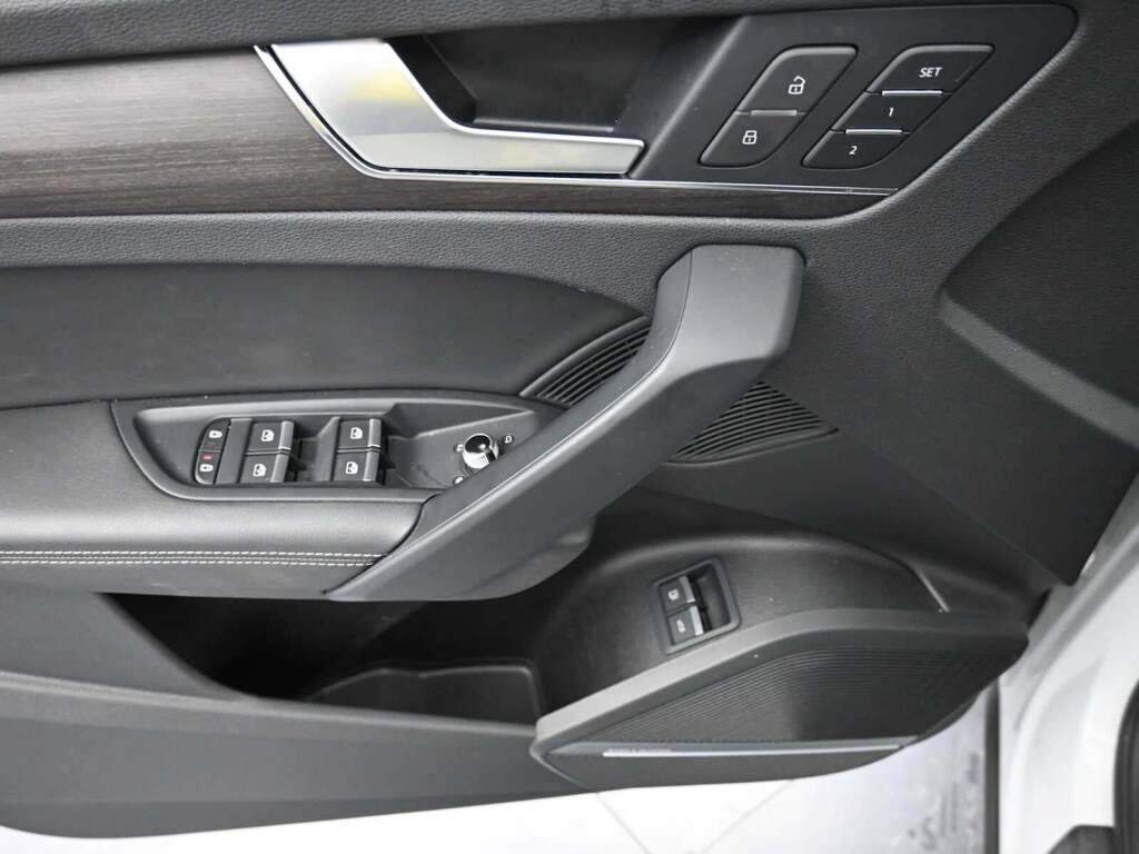 2021 Audi Q5 Premium Plus 55 TFSI e quattro S tronic