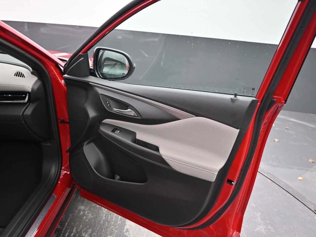 2026 Buick Envista Avenir FWD